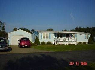 48 Hemlock Dr, Beaver Falls, PA 15010
