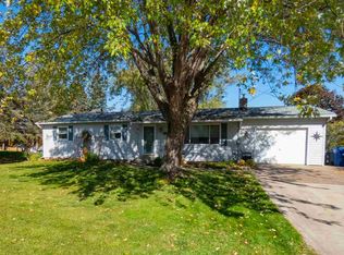906 Maraview Dr, Marathon, WI 54448