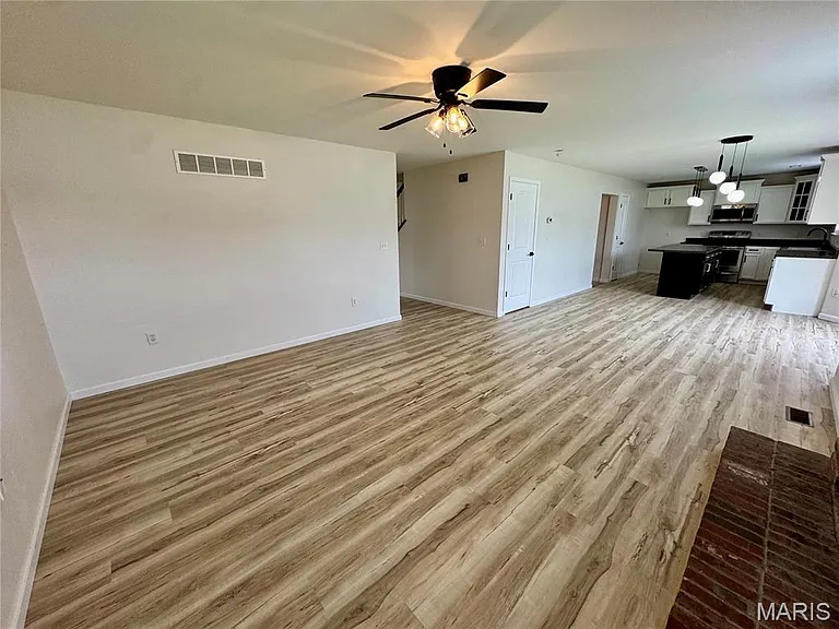 730 Moorland Cir — Photo 16