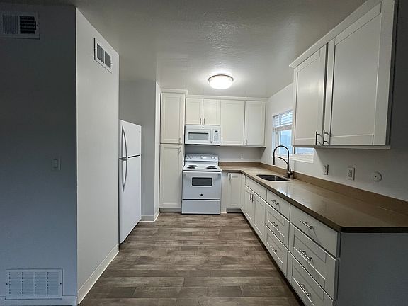 5th image of 3419 Agate Dr APT 4