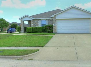 1350 Hayes St, Cedar Hill, TX 75104