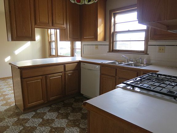 2nd image of 1639 N 75th Ave