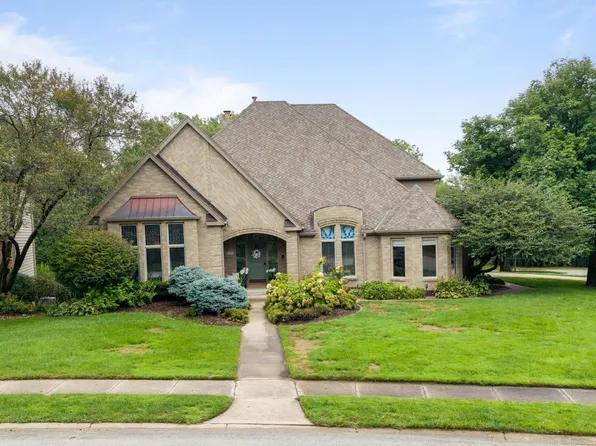 21506 Pinehurst Ave, Elkhorn, NE 68022