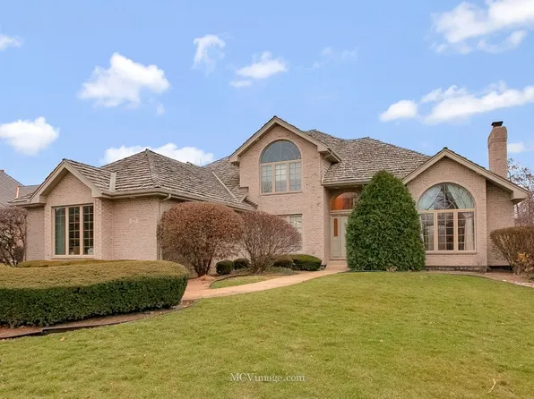 27 Ruffled Feathers Dr, Lemont, IL 60439