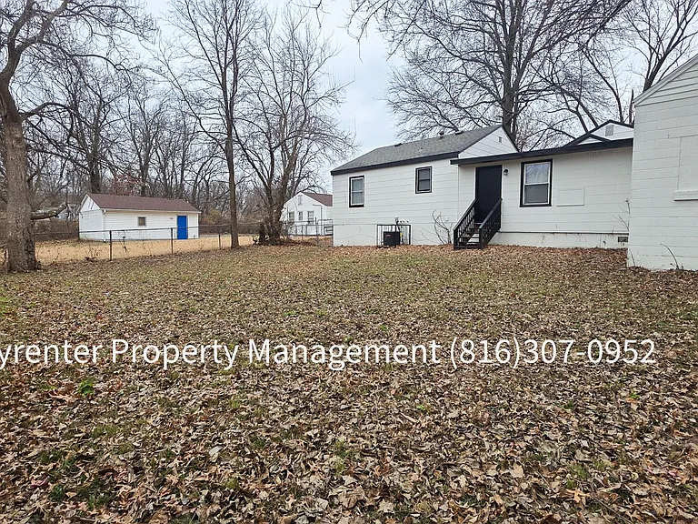 1512 W College St — Photo 32