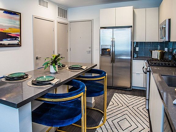 3rd image of 3768 Howard Hughes Pkwy #1-536