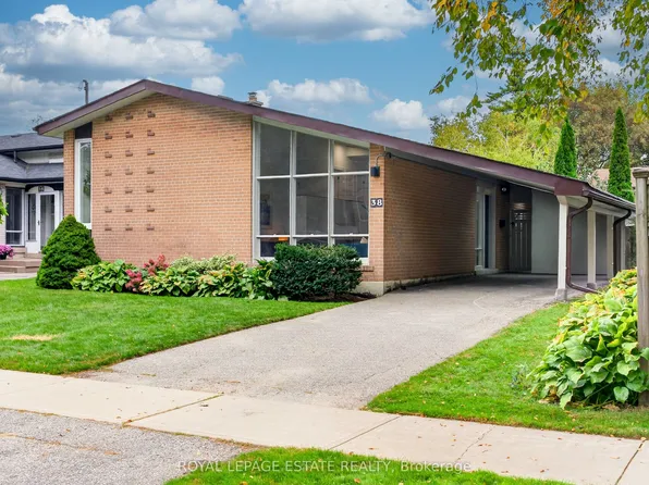 38 Brightside Dr, Toronto, ON M1E 3Z1