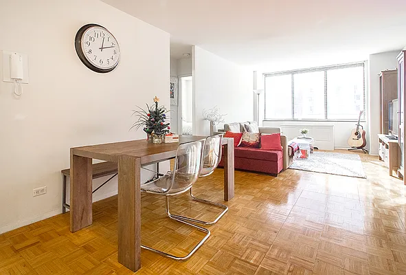 Rented by Mirador Real Estate | media 19