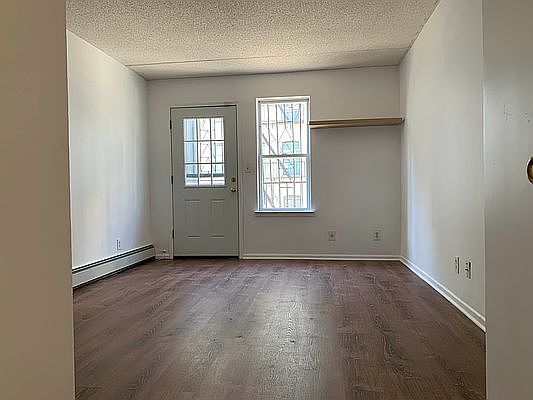4th image of 130 W 117th St #23