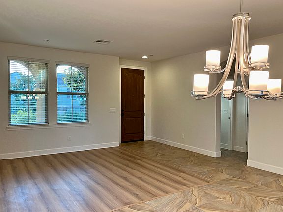 5th image of 13559 Arroyo Dale Ln