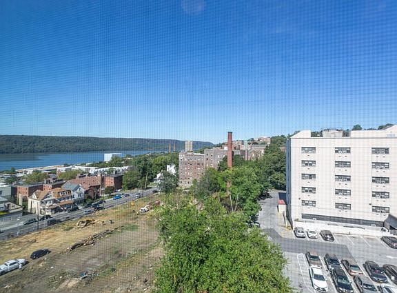 2nd image of 70 Ashburton Ave #5N