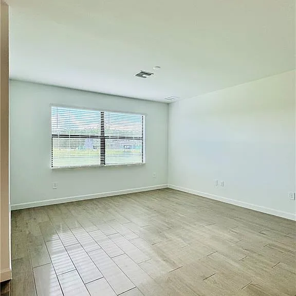 20464 Verawood Loop — Photo 2