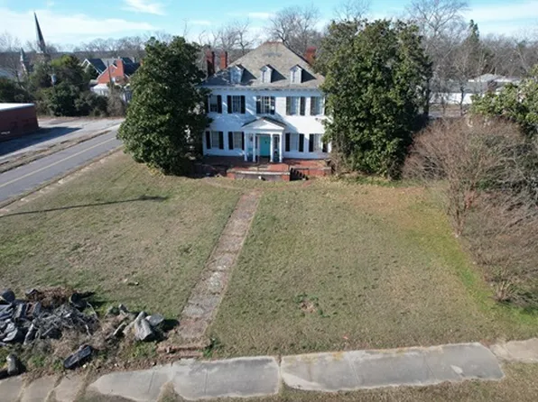 108 York St, Chester, SC 29706