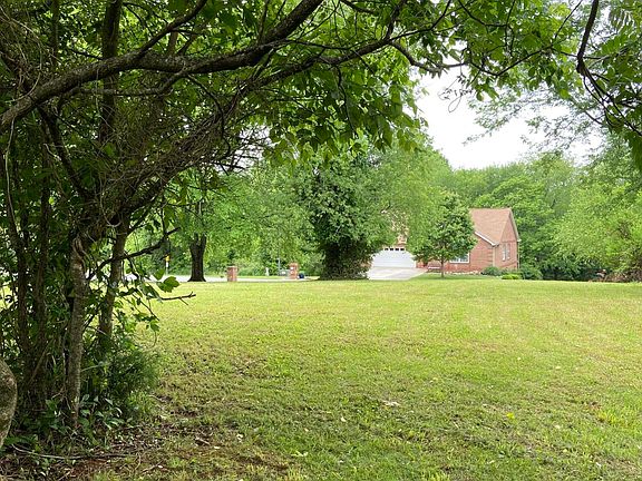 5th image of Cherokee Dr
