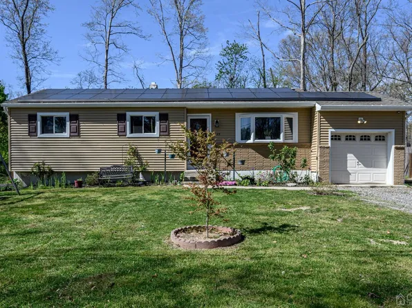 123 New Jersey Rd, Browns Mills, NJ 08015