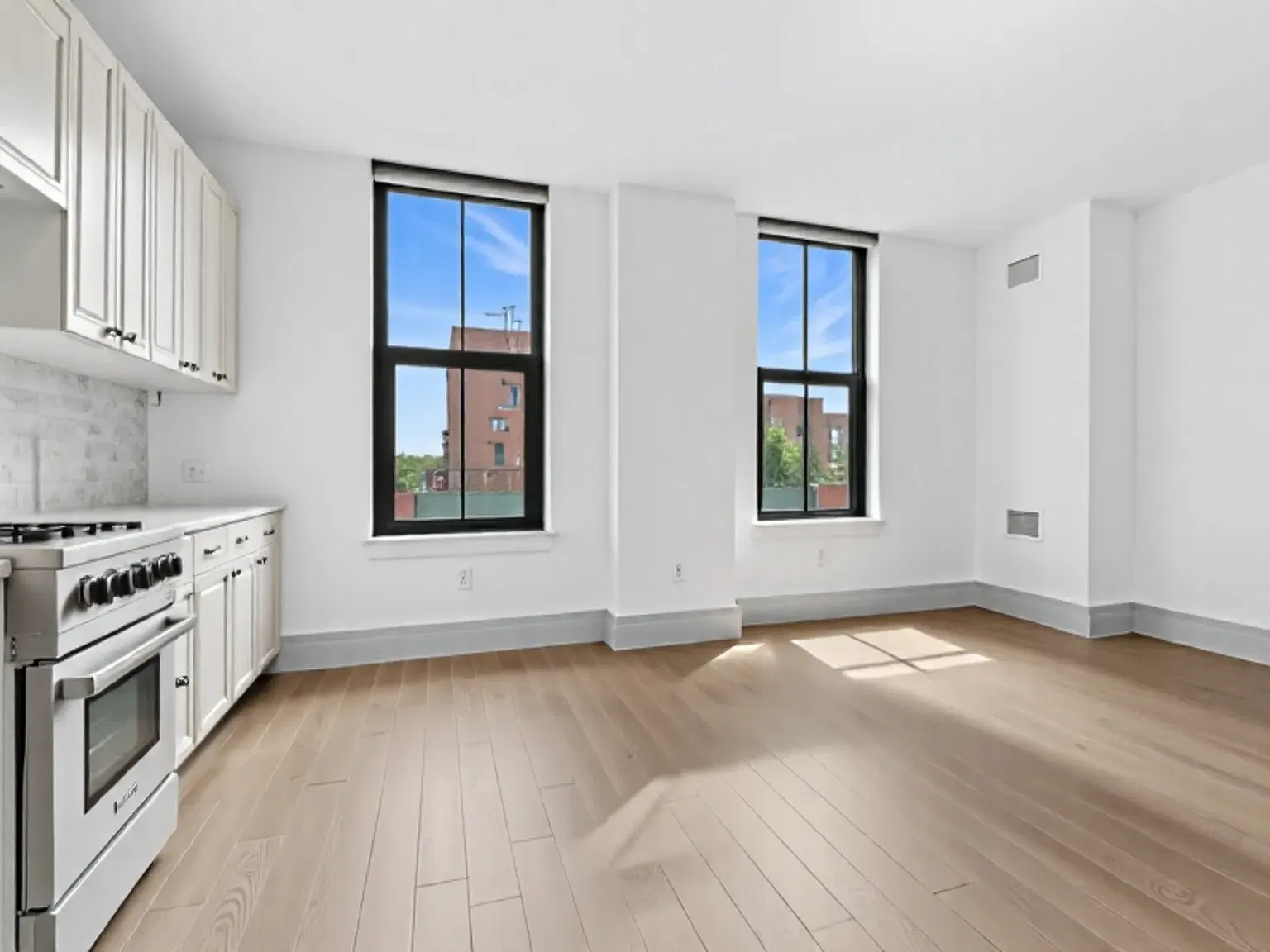 76 Schermerhorn St — Photo 1