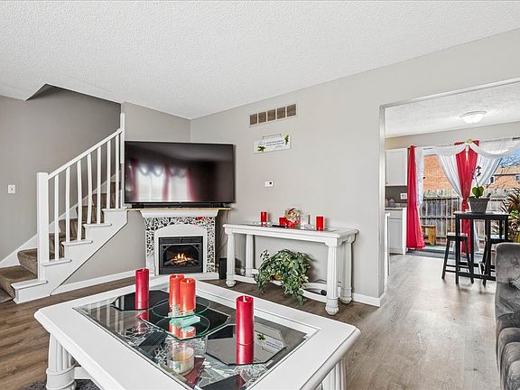 4th image of 1317 Monomoy St APT E
