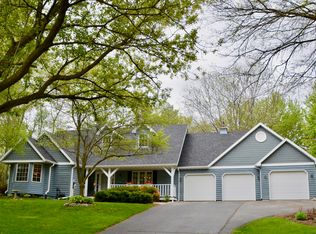 2988 Deerpath Rd, Lake Geneva, WI 53147