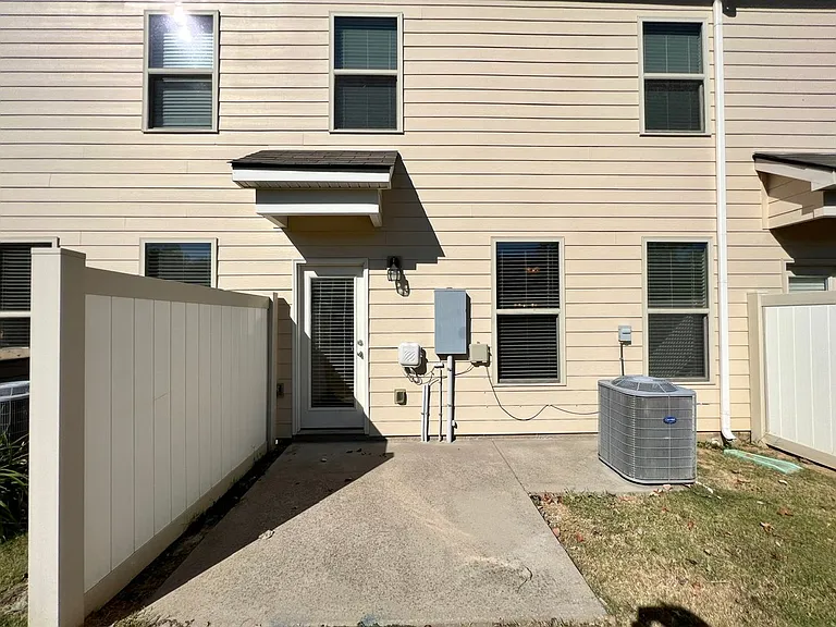 920 Brigade Loop — Photo 20