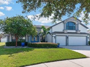 2823 Colewood Ln, Dover, FL 33527