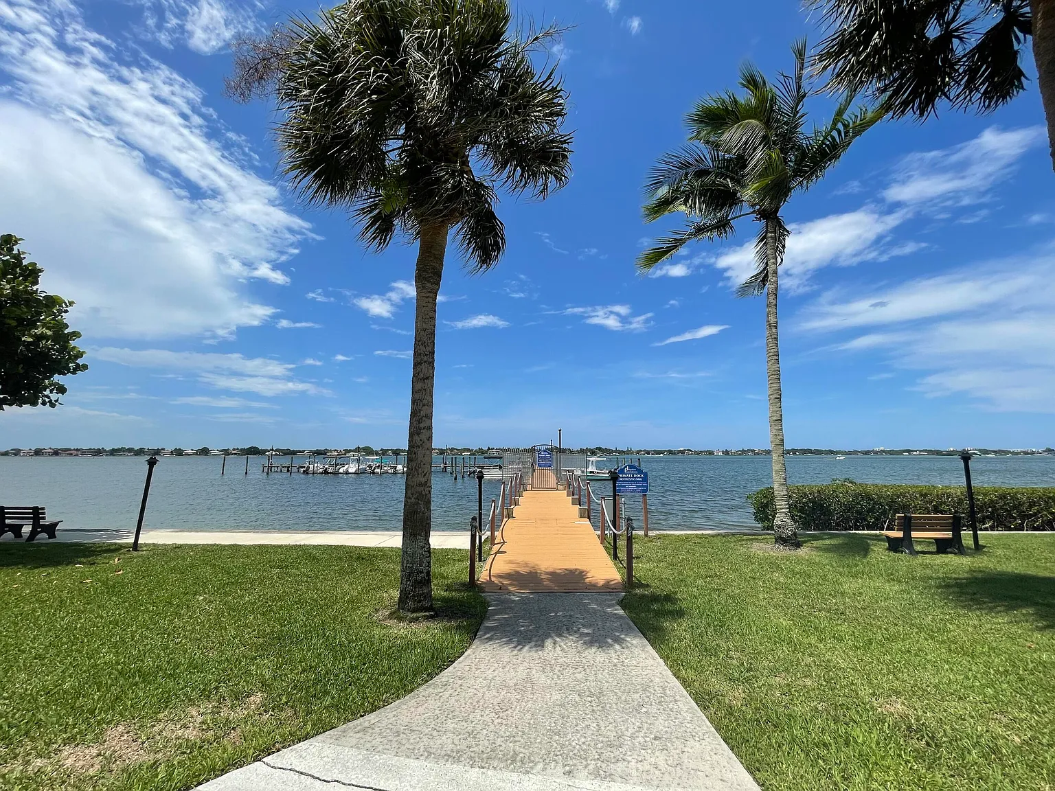 2 bed, 2.5 bath, 1470 sqft, $2,800 — Photo 2