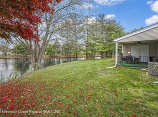 140 Parkway Dr UNIT D, Freehold, NJ 07728