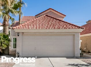 521 N Red Rock St, Gilbert, AZ 85296
