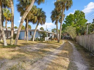 104 46th Ave, Saint Pete Beach, FL 33706
