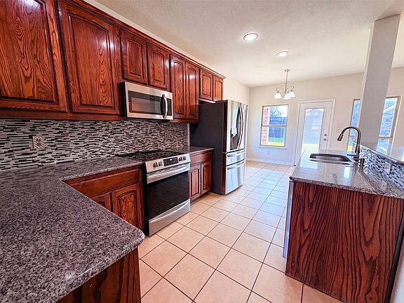 2nd image of 1217 Maverick Ln
