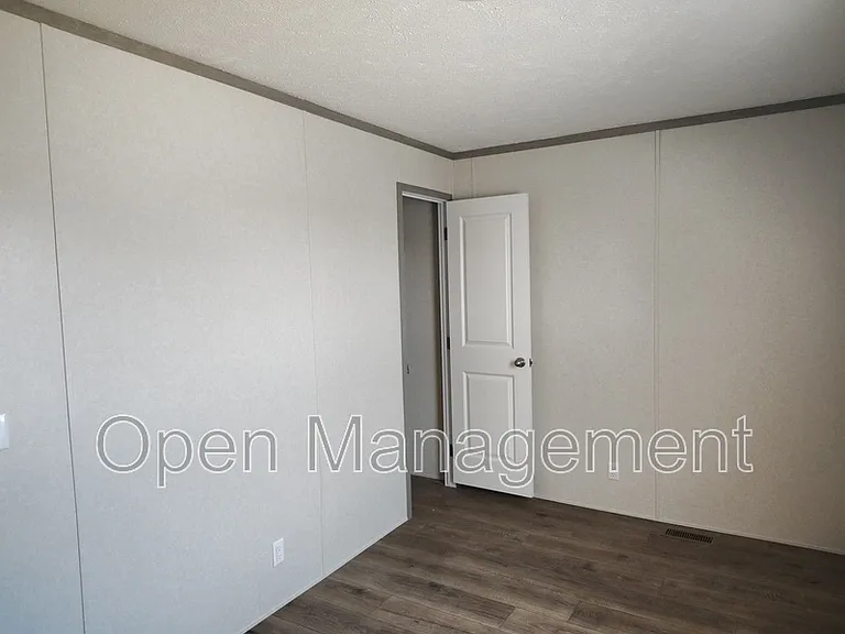 120 Terry Blvd #115 — Photo 11