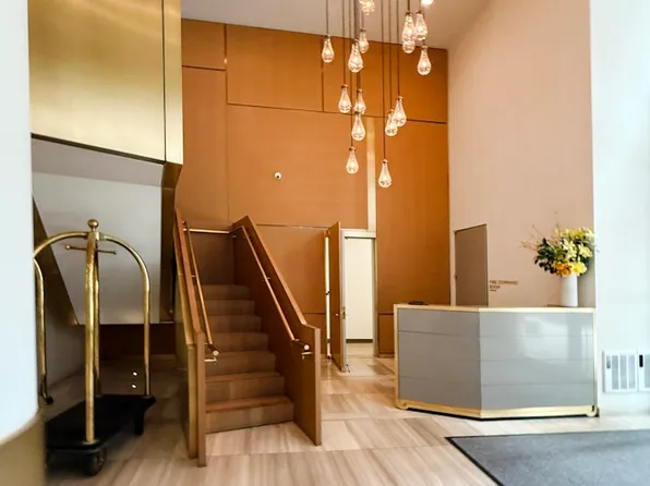 305 East 51st Street 7D image 13 of 14