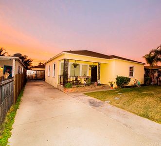 2976 Oakwood Ave, Lynwood, CA, 90262