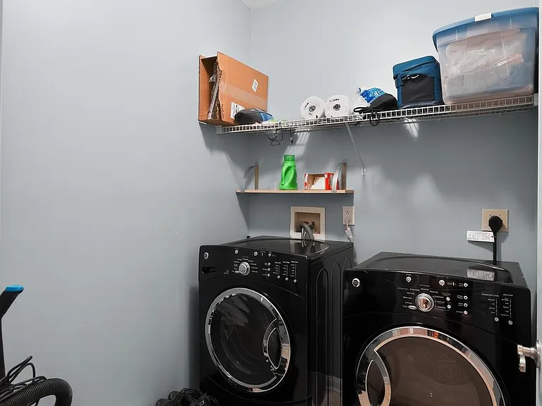 2665 Prosperity Ave #403 — Photo 29