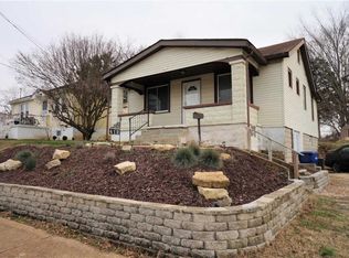 412 W Ripa Ave, Saint Louis, MO 63125