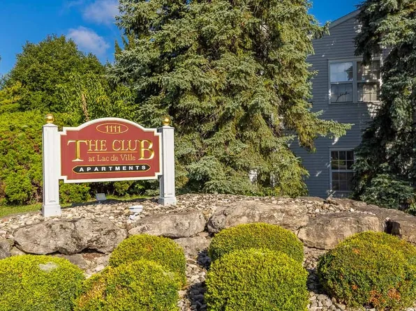 The Club at Lac de Ville, 1111 Lac De Ville Blvd #4faa414f7, Rochester, NY 14618