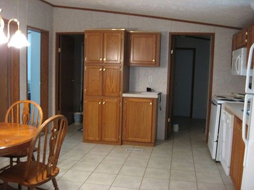 5th image of 134 N Vine St