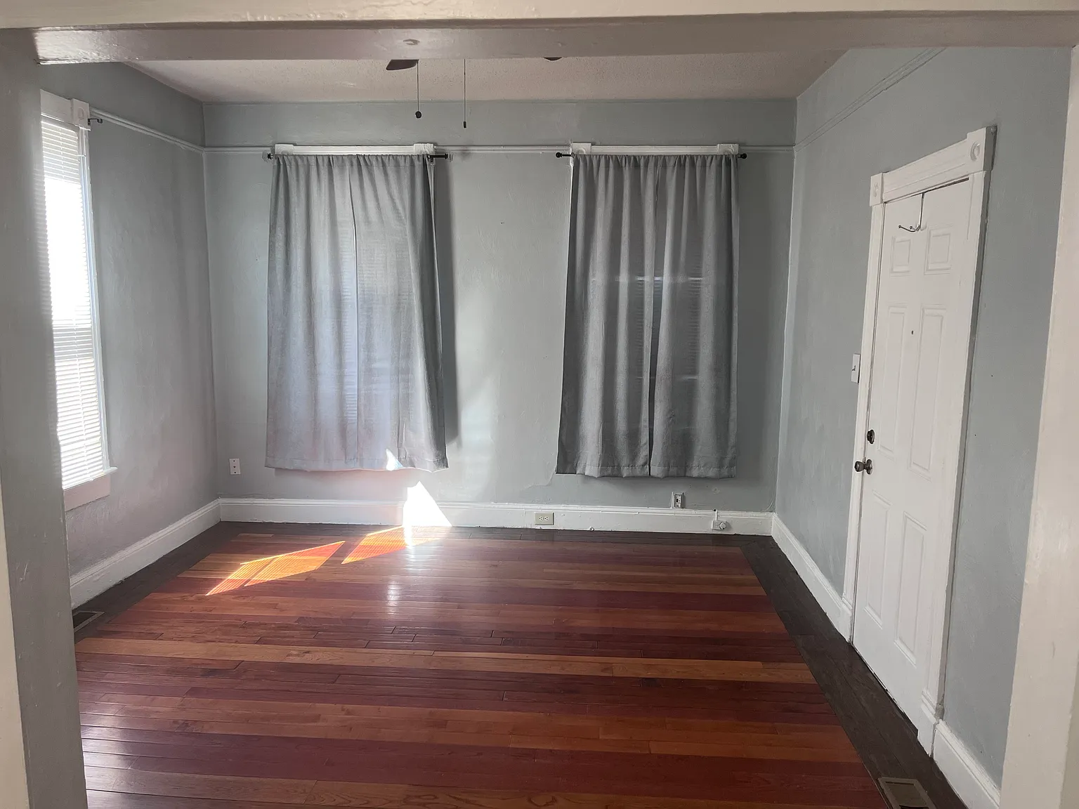 413 Constitution Ave — Photo 4
