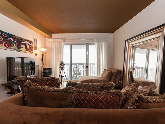 5th image of 555 North Avenue #26N