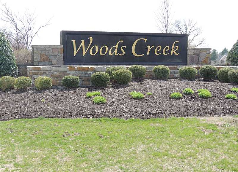 1st image of 403 NE Marina Dr