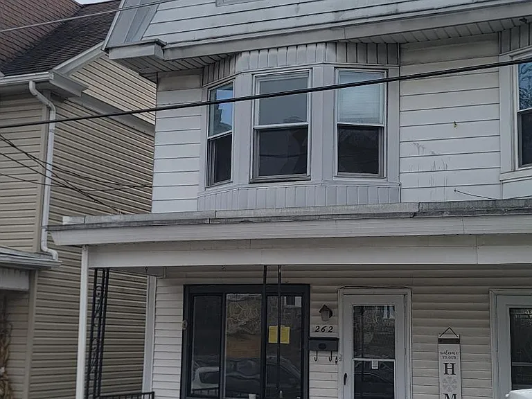 262 Indiana Ave — Photo 3