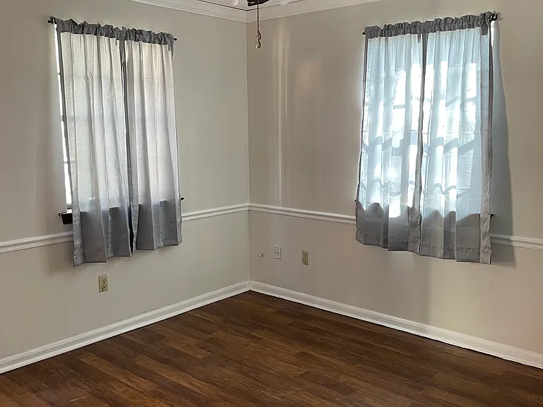 323 Deckbar Ave #201 — Photo 5