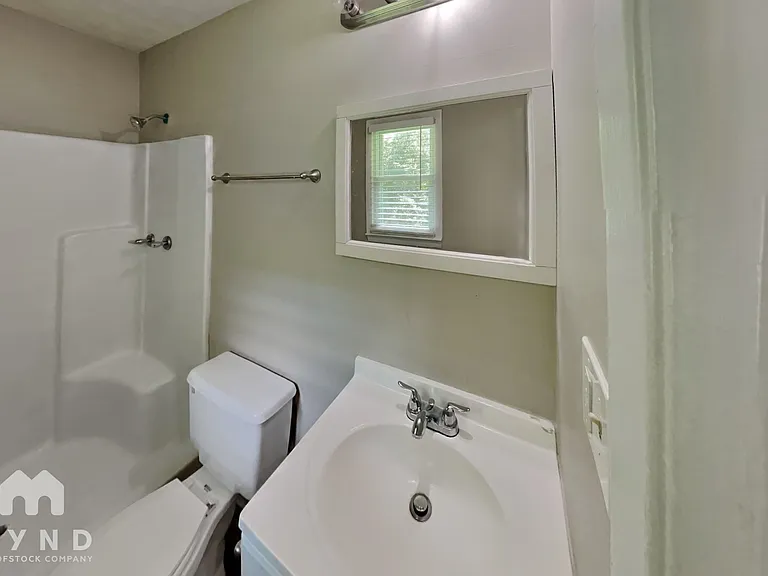 3798 Leach Rd — Photo 11