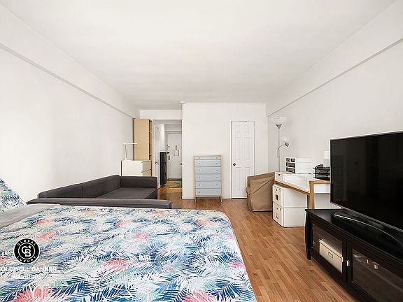 2nd image of 345 E 54th St APT 2-B