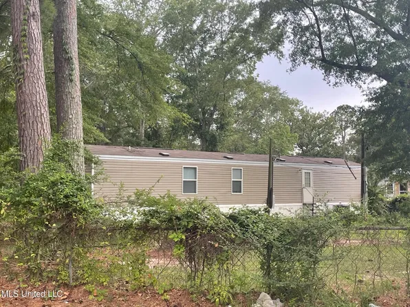 125 Southridge Rd, Richland, MS 39218