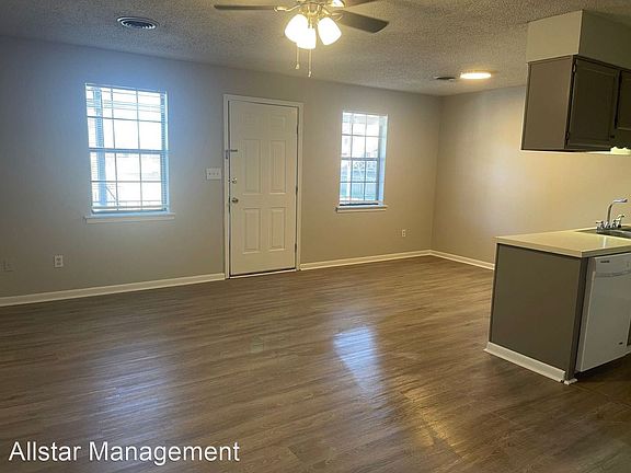 5th image of 405 Lumpkin Ave #10867444
