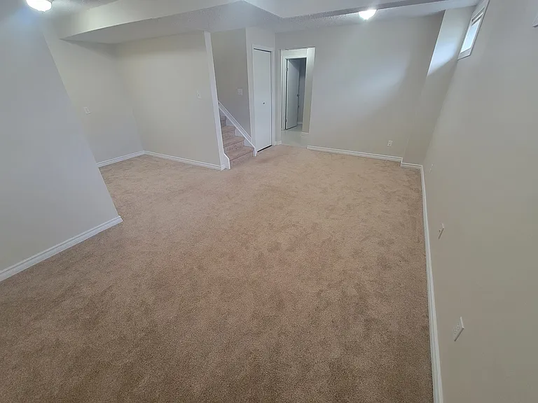 8006 15a Ave NW — Photo 20