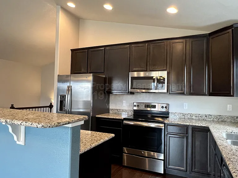 10020 Seawolf Dr — Photo 8