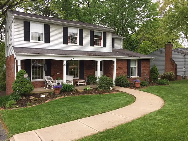 141 Kenney Dr photo 1