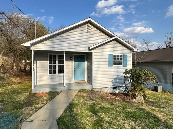 1703 Daytona Ct, Johnson City, TN 37601