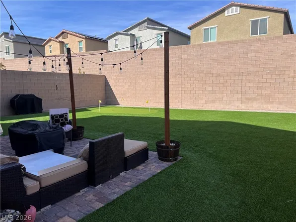 10748 Wild Poppy Ave, Las Vegas, NV 89129